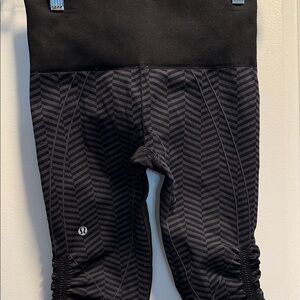 Lululemon Athletica Black Chevron Leggings